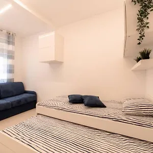 Nuovo Loft Al Mare Con Parcheggio Gratuito , Misano Adriatico Italia